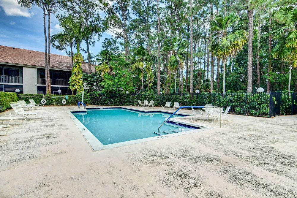 5530 Coach House Circle, Boca Raton, FL 33486