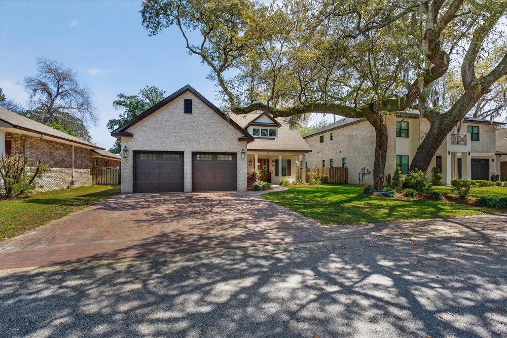 6 Plantation Oaks Dr, Mary Esther, FL 32569