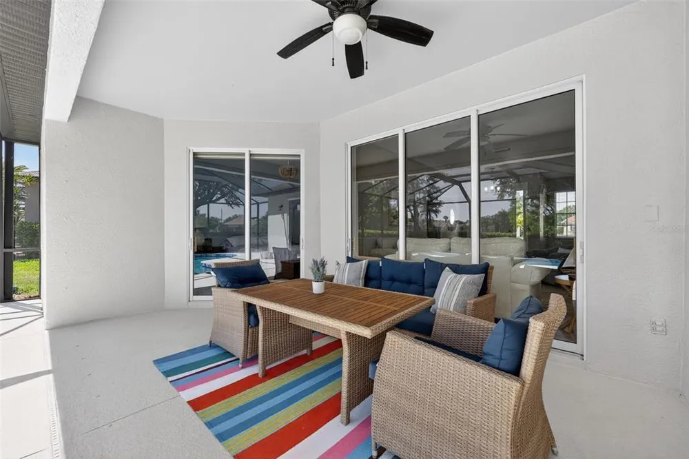 13332 Purple Finch Circle, Lakewood Ranch, FL 34202