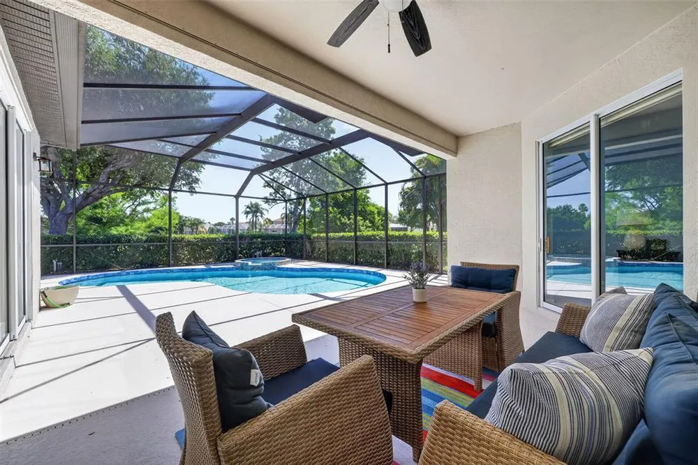 13332 Purple Finch Circle, Lakewood Ranch, FL 34202