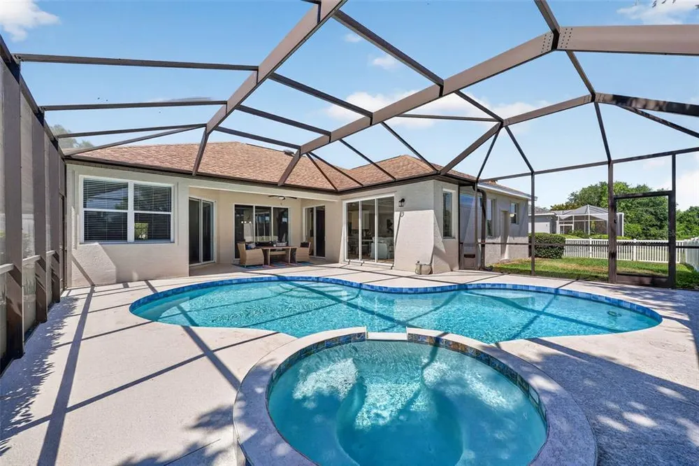 13332 Purple Finch Circle, Lakewood Ranch, FL 34202