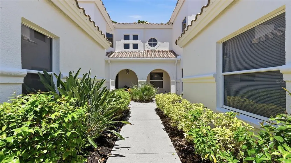 4153 Entrada Ct, Sarasota, FL 34238