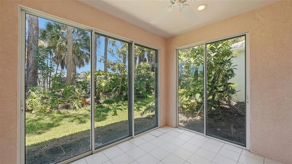 4153 Entrada Ct, Sarasota, FL 34238