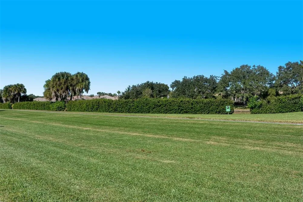 4153 Entrada Ct, Sarasota, FL 34238