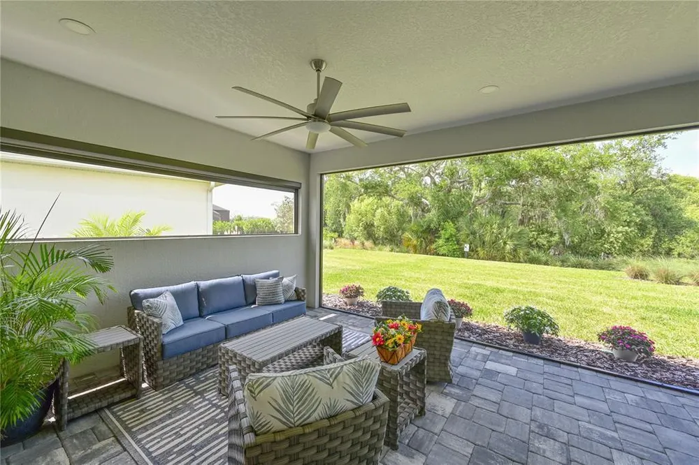 8084 Slipway Dr, Sarasota, FL 34240