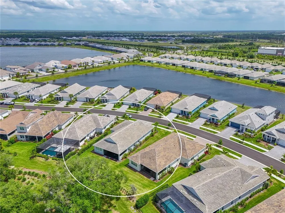 8084 Slipway Dr, Sarasota, FL 34240