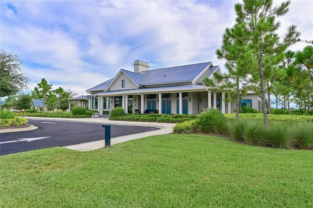 8084 Slipway Dr, Sarasota, FL 34240