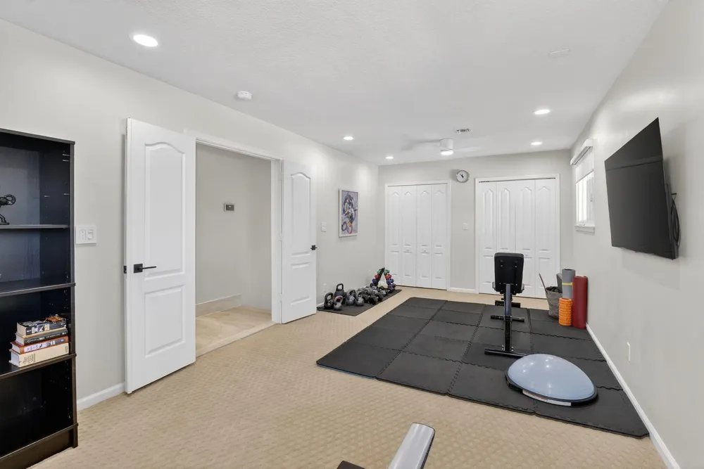 2483 Eagle Watch Ct, Weston, FL 33327