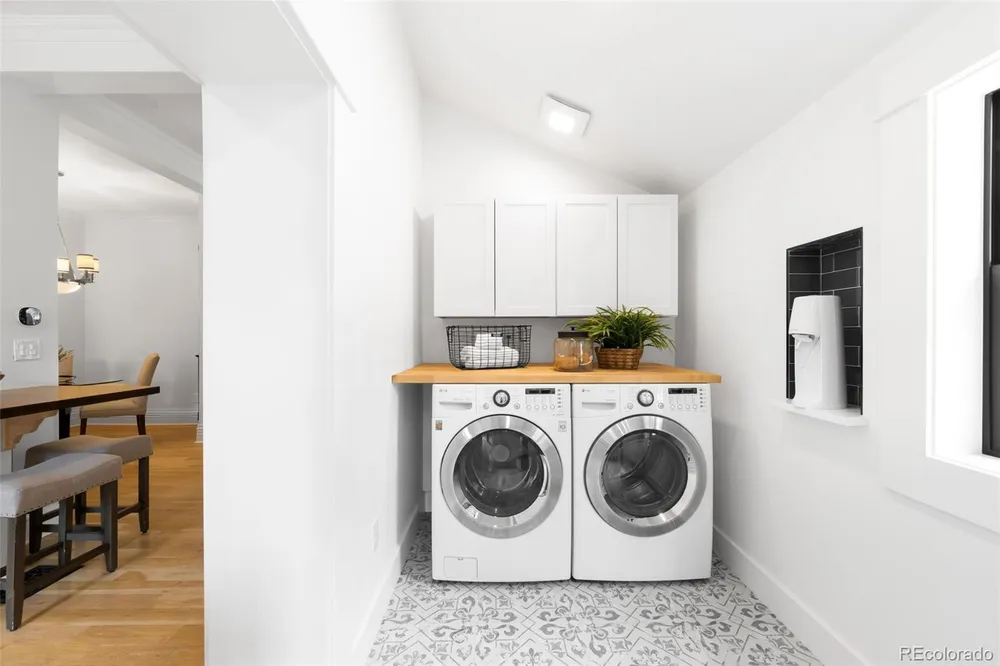 3250 W Hayward Pl, Denver, CO 80211