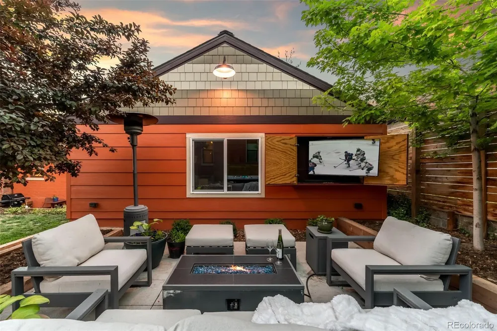 3250 W Hayward Pl, Denver, CO 80211