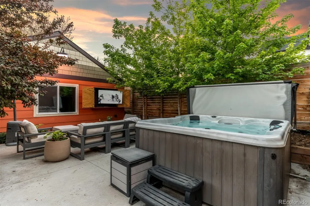 3250 W Hayward Pl, Denver, CO 80211