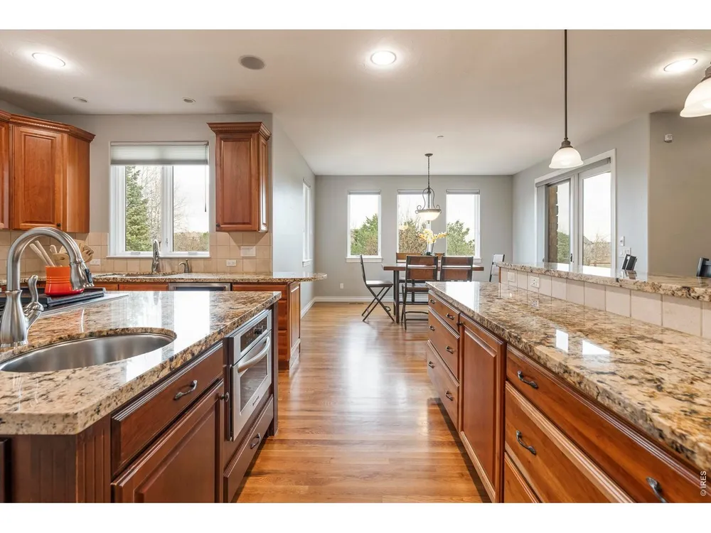 8712 Portico Ln, Longmont, CO 80503