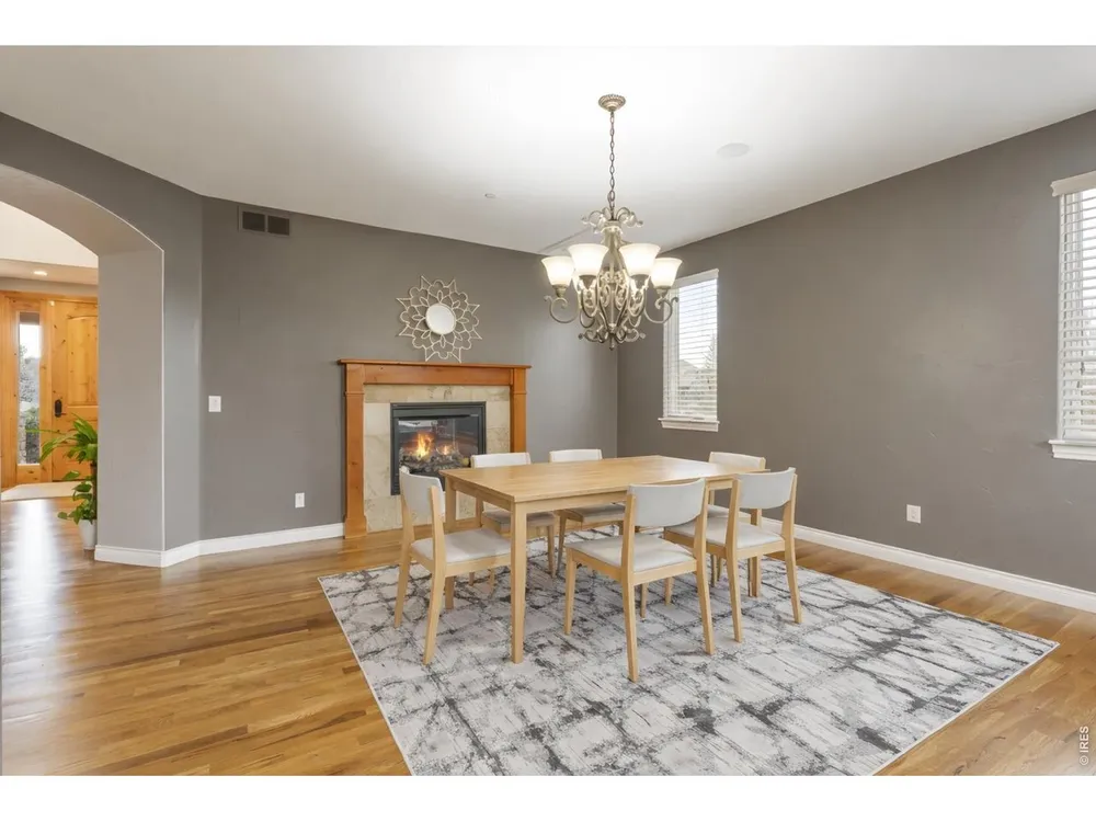 8712 Portico Ln, Longmont, CO 80503