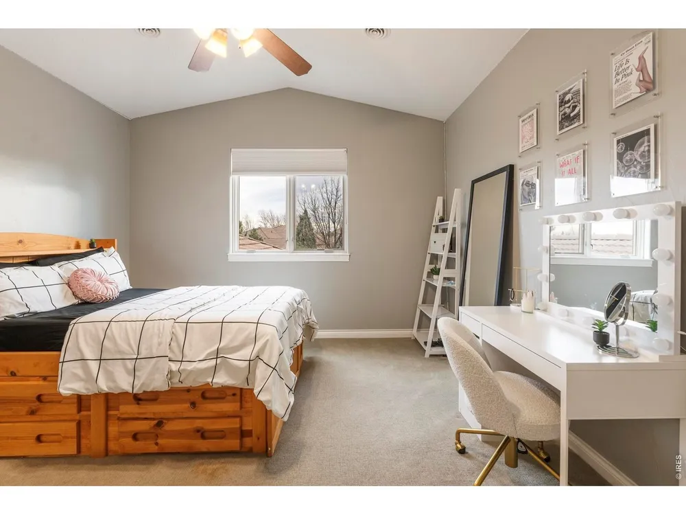 8712 Portico Ln, Longmont, CO 80503
