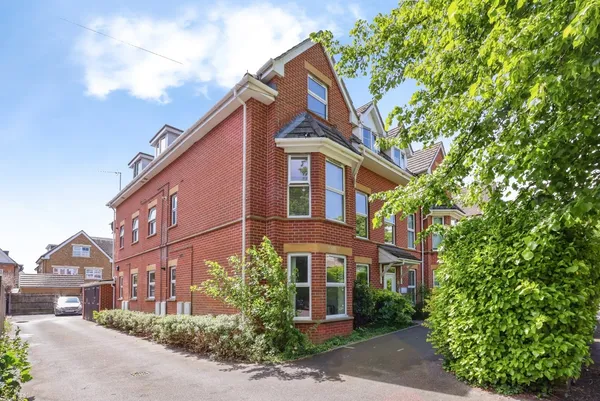 Hawkwood Road, Bournemouth, Dorset, BH5