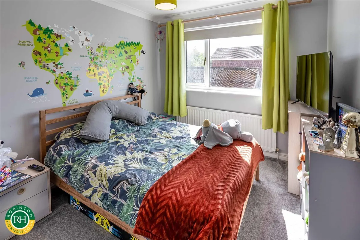 Manor Farm Close, Adwick-Le-Street, Doncaster