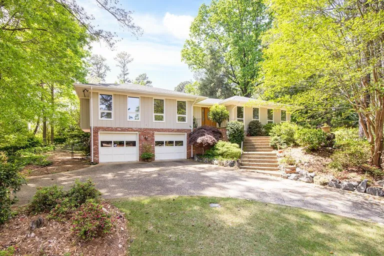 6129 Cape Cod Ct, Columbus, GA 31904