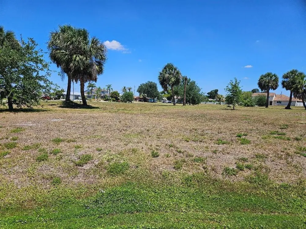 355 Spring Lake Blvd NW, Port Charlotte, FL 33952