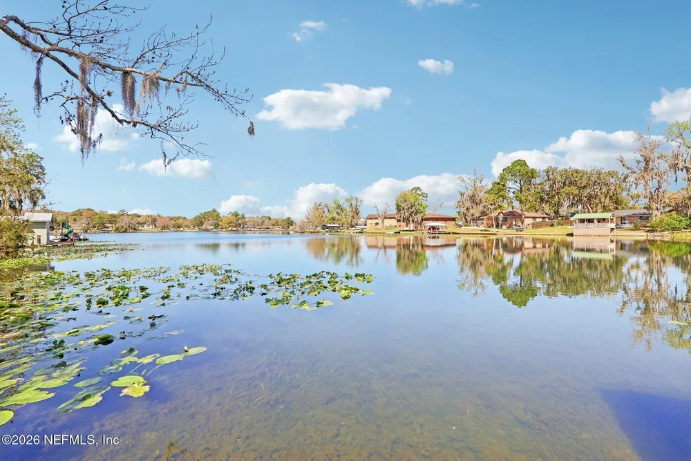 235 Cokesbury Ct, Green Cove Springs, FL 32043
