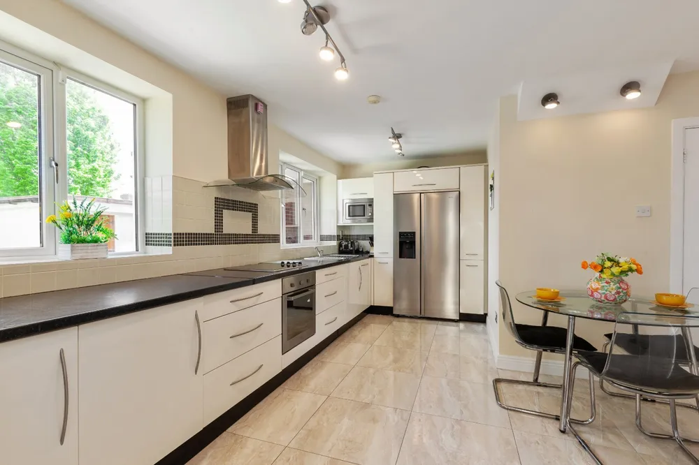 2 Hadleigh Court, Castleknock, Dublin 15, D15A6YF