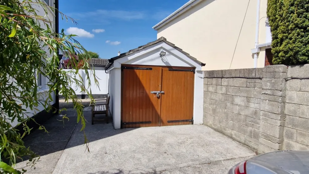 2 Hadleigh Court, Castleknock, Dublin 15, D15A6YF