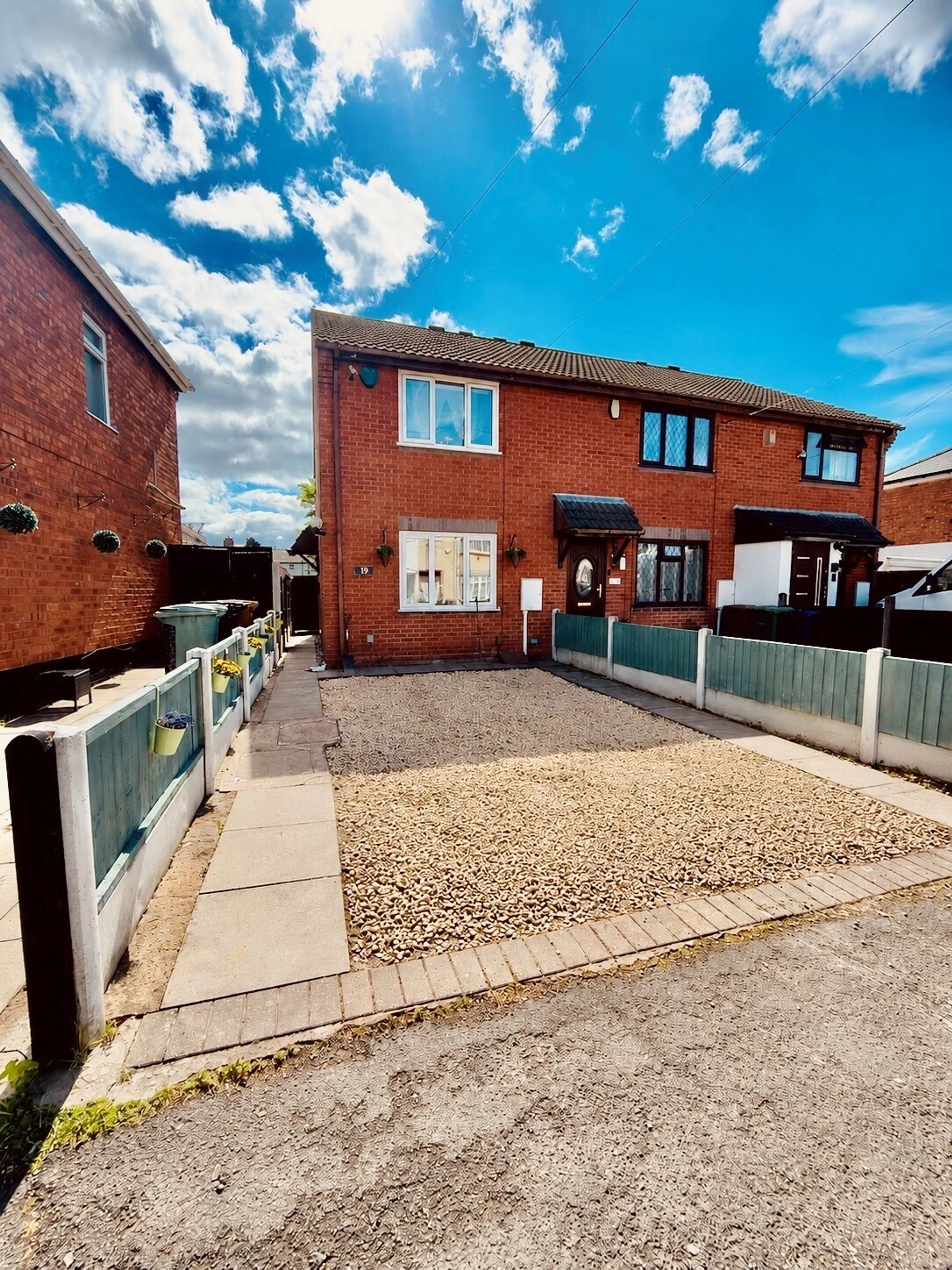 Property photo 0