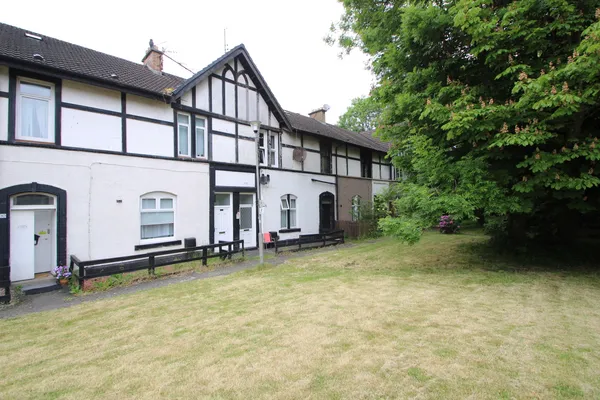 Harland Cottages, Scotstoun, G14 0AS
