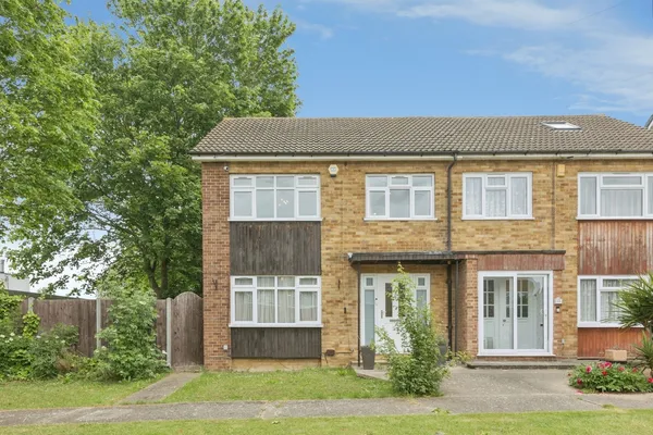 Cerne Road, Gravesend, Kent, DA12