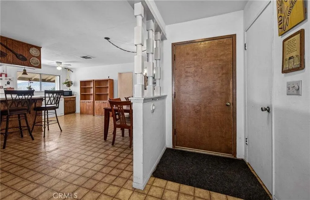1193 W King St, Banning, CA 92220