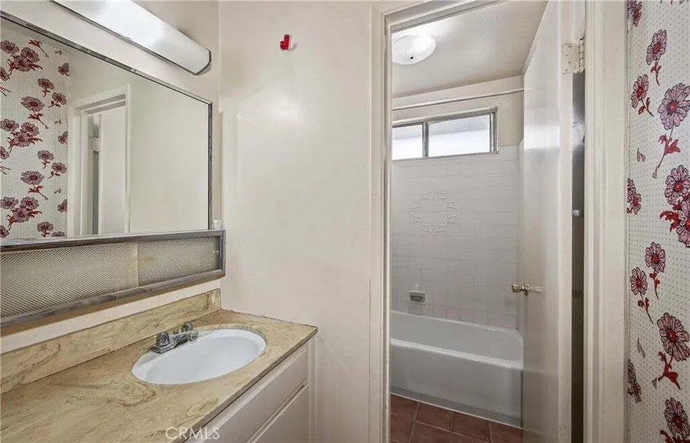 1193 W King St, Banning, CA 92220
