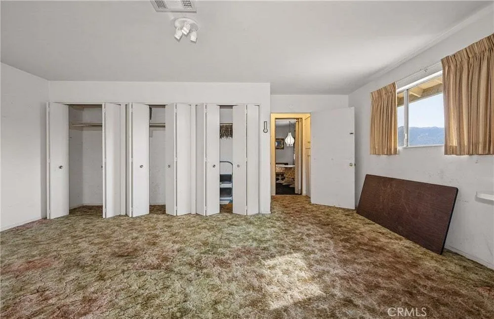 1193 W King St, Banning, CA 92220