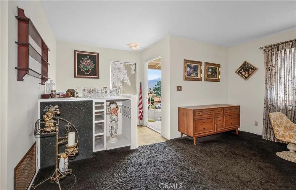 1193 W King St, Banning, CA 92220