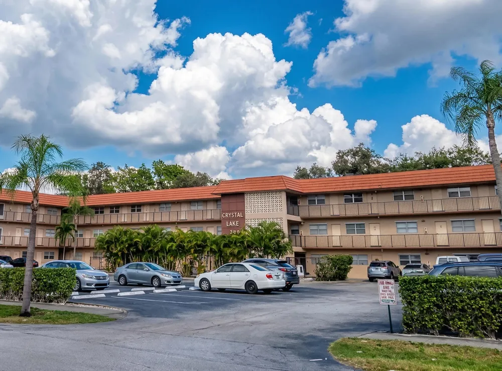 3930 Crystal Lake Dr, Deerfield Beach, FL 33064