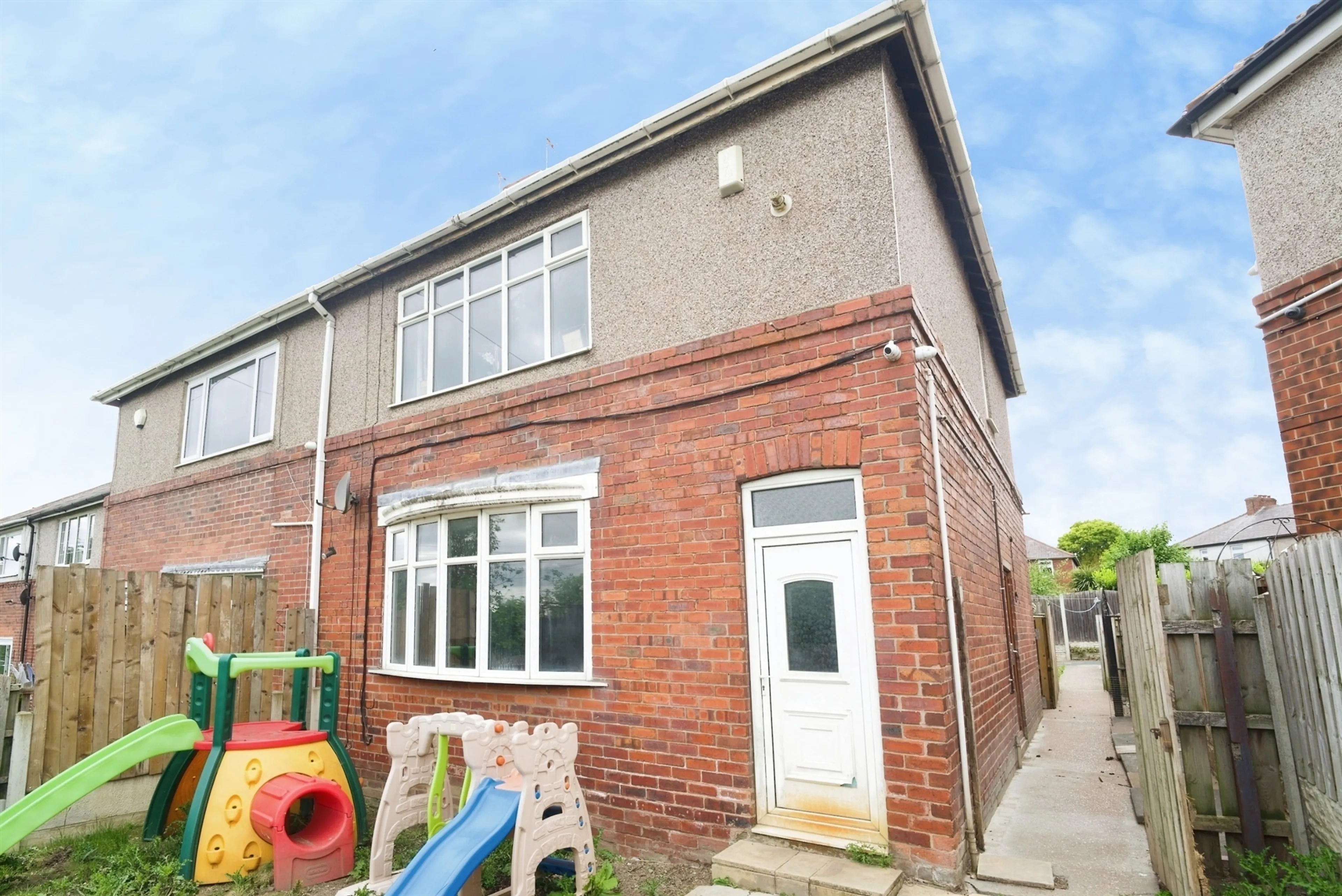 Property at Rotherham Road, Little Houghton, Barnsley