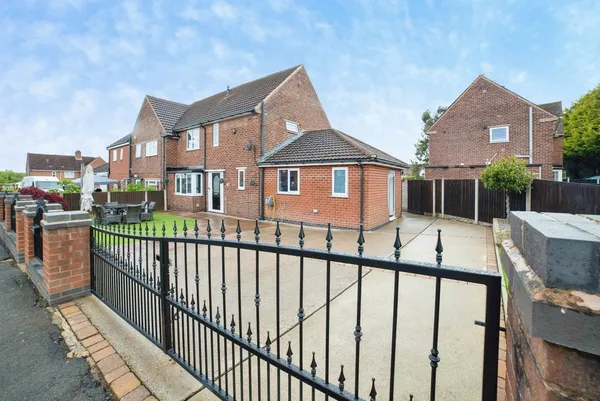 Greenwood Avenue, Sutton-in-Ashfield,...