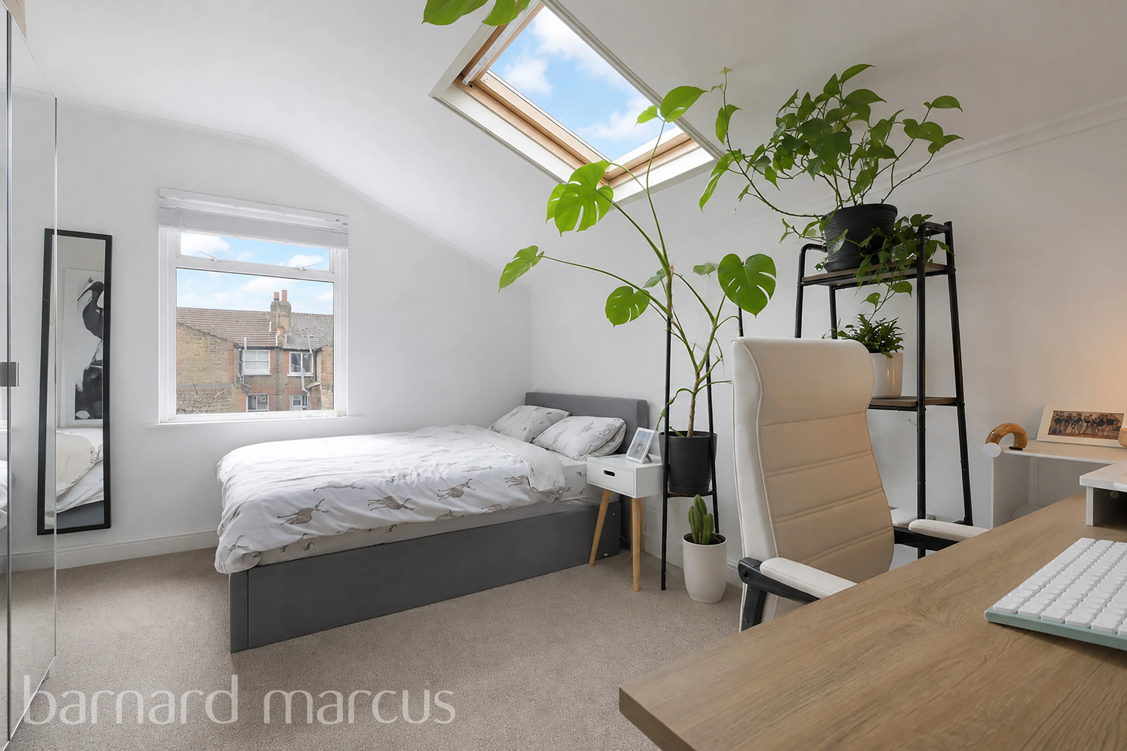 Property at Garratt Terrace, LONDON