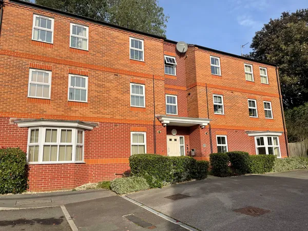 Olga Court, NG3