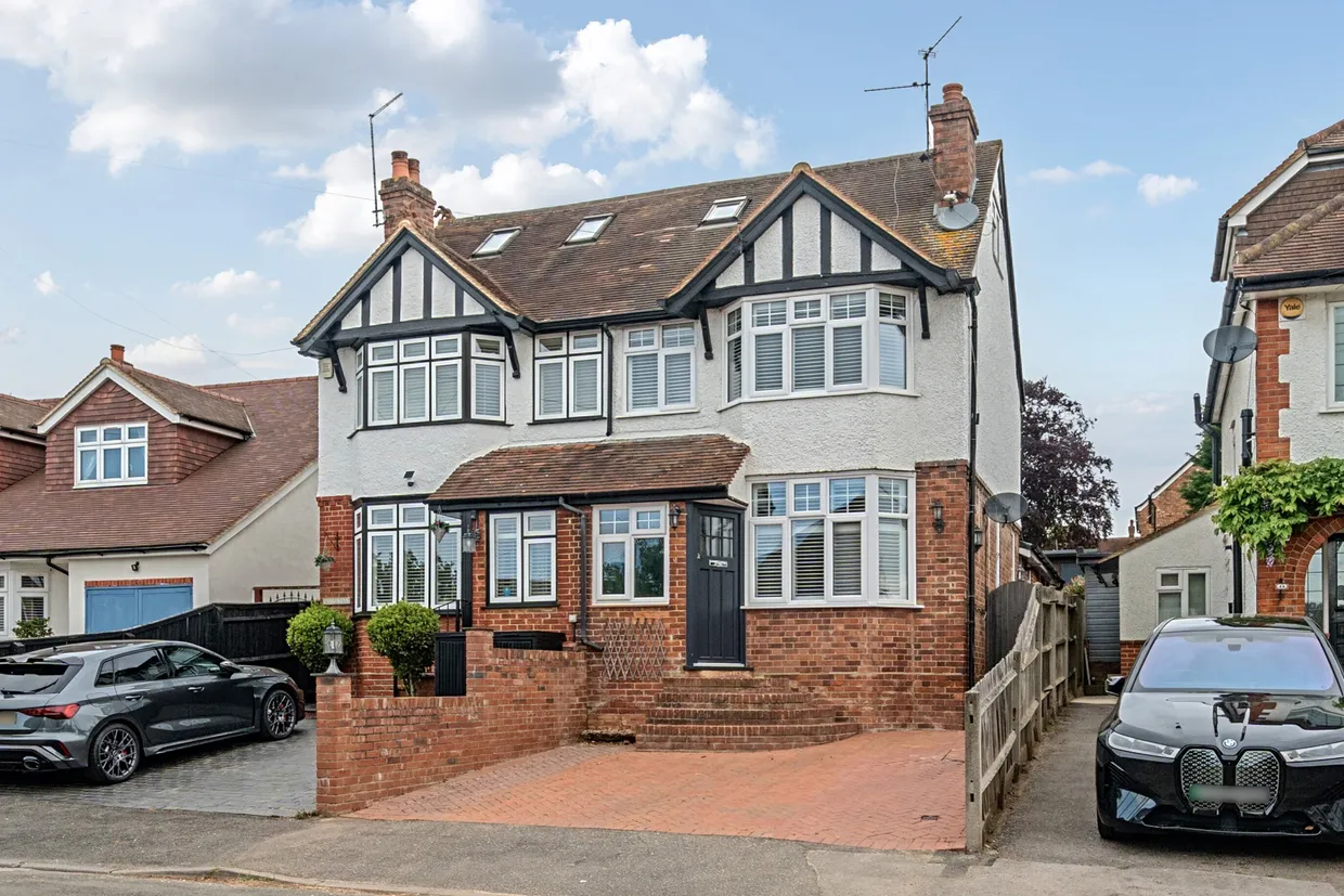 Laburnham Road, Maidenhead, SL6 photo 1