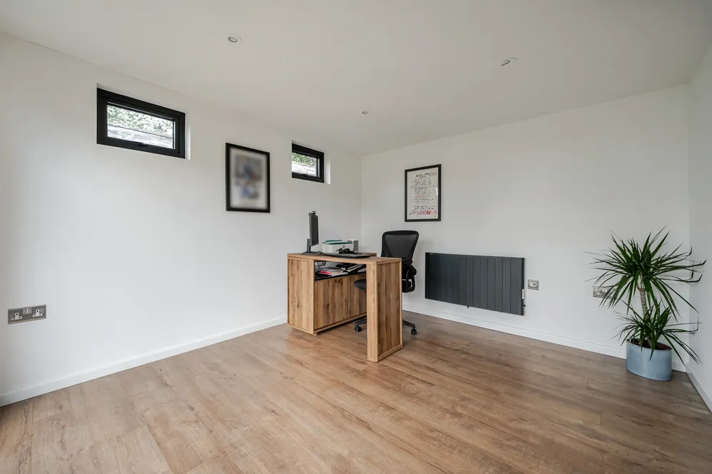 Laburnham Road, Maidenhead, SL6 photo 11
