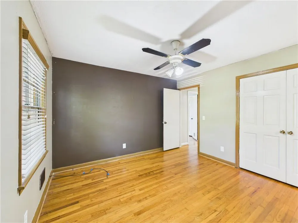2405 8th Ave, Phenix City, AL 36867