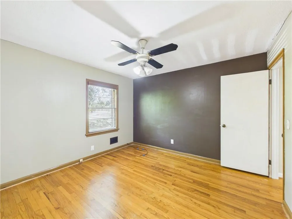 2405 8th Ave, Phenix City, AL 36867