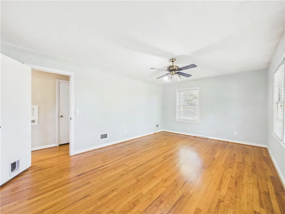 2405 8th Ave, Phenix City, AL 36867