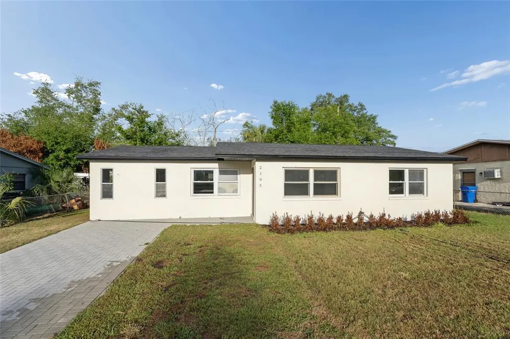2105 9th St NE, Winter Haven, FL 33881