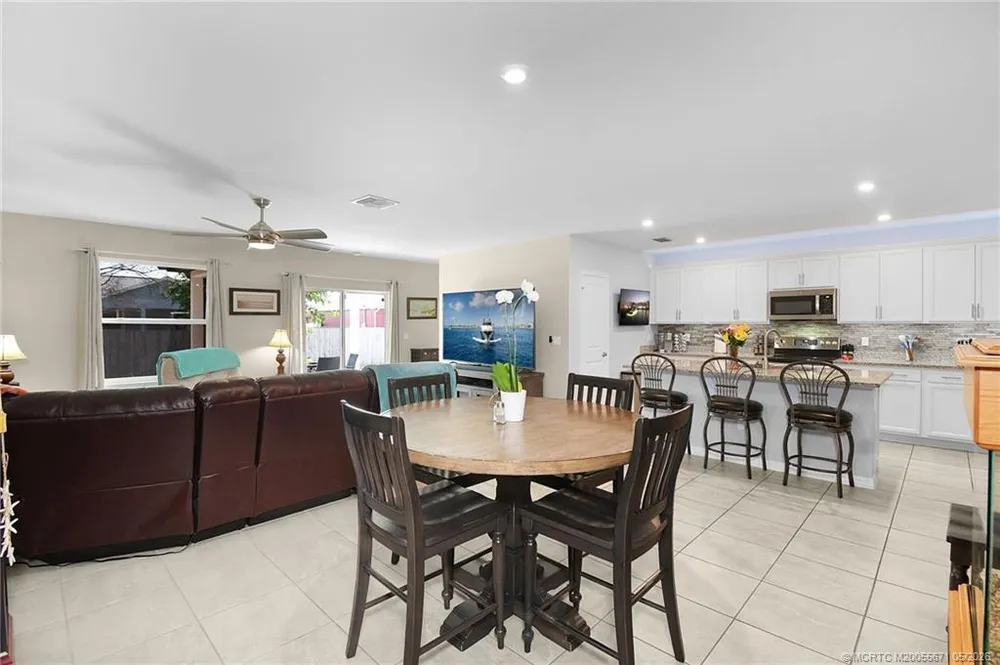 2068 SW McAllister Ln, Port St Lucie, FL 34953