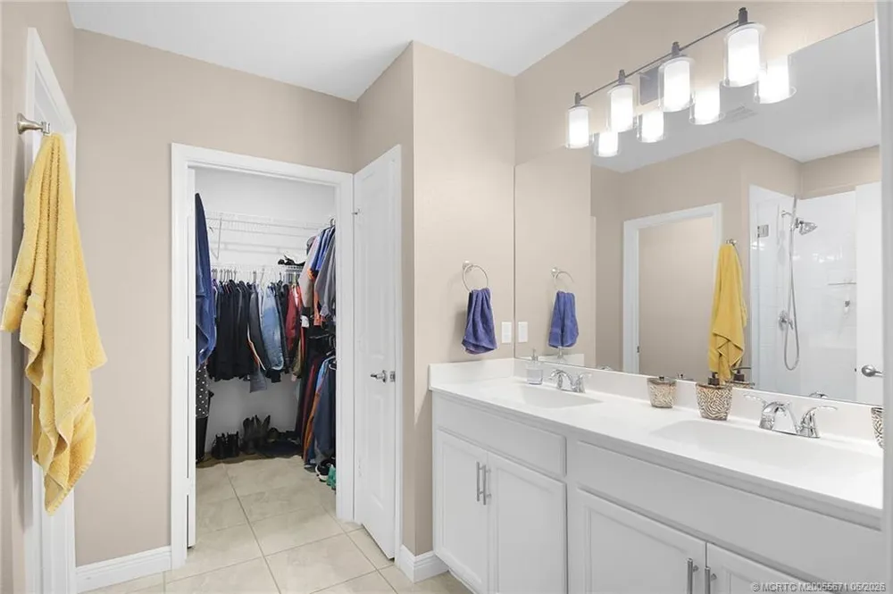 2068 SW McAllister Ln, Port St Lucie, FL 34953