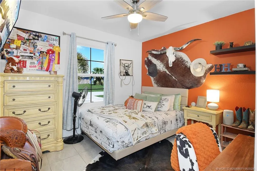 2068 SW McAllister Ln, Port St Lucie, FL 34953