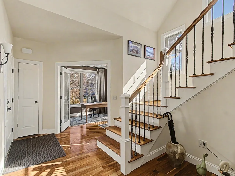 232 Colden Rd, Colchester, VT 05446