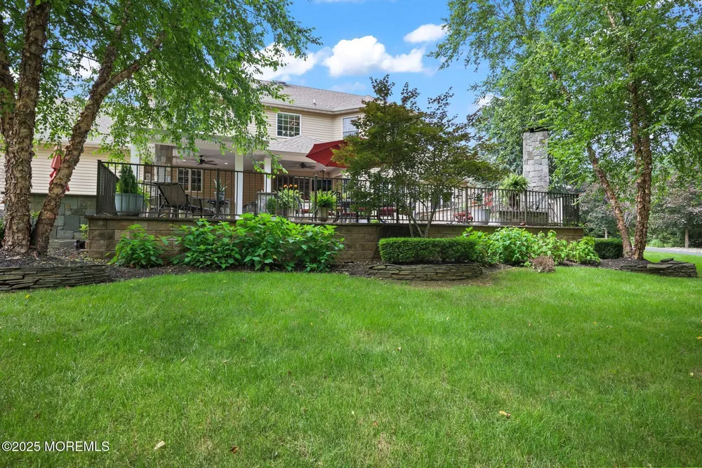 4 White Pines Way, Freehold, NJ 07728