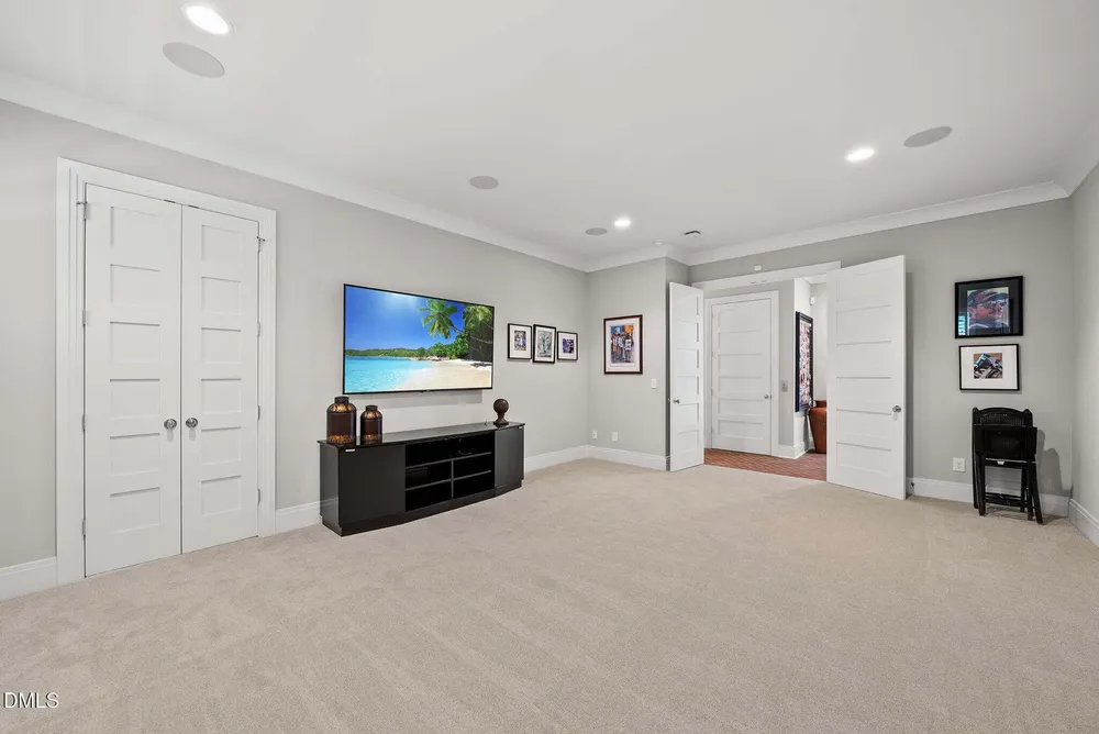 206 Furches St, Raleigh, NC 27607