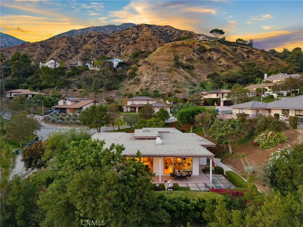 598 Camillo Rd, Sierra Madre, CA 91024
